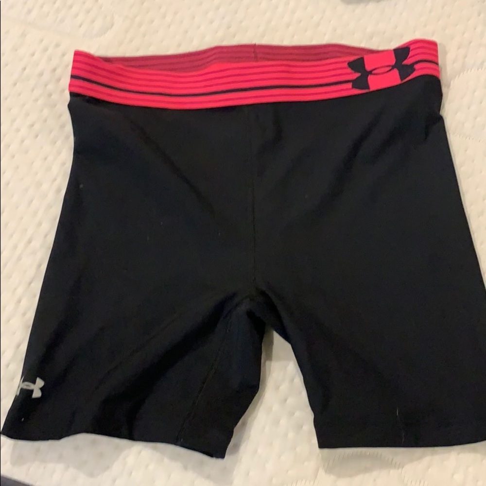 UnderArmour black compression shorts